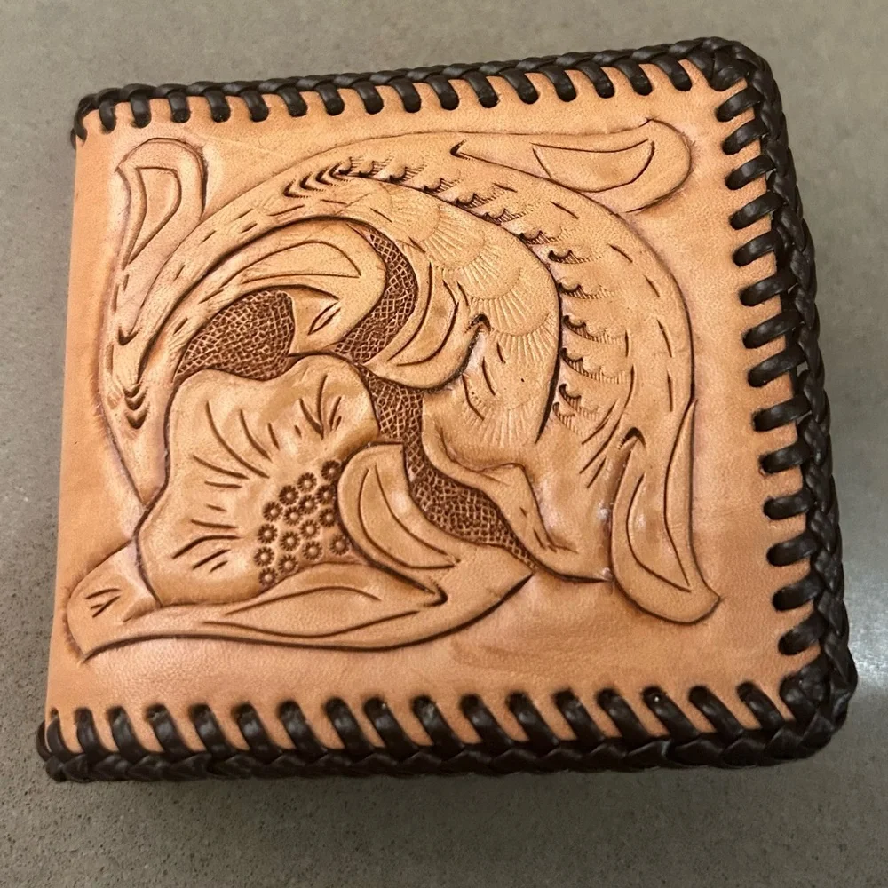 Wallet Handcrafted Leather Card Holder with Fish Design-no flaws